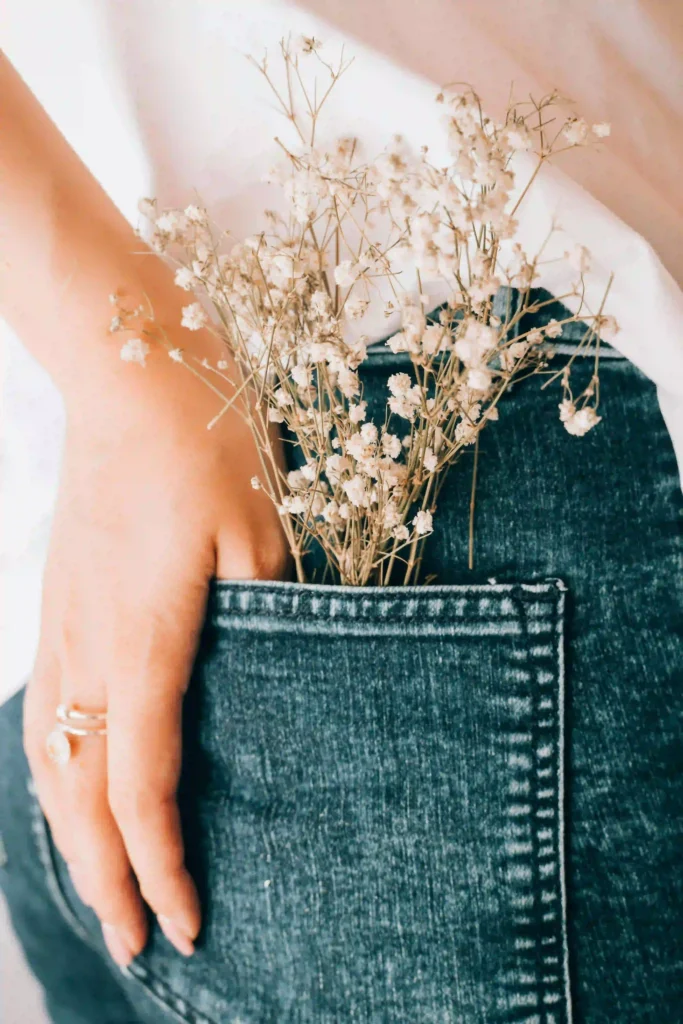Denim broek met bloemen