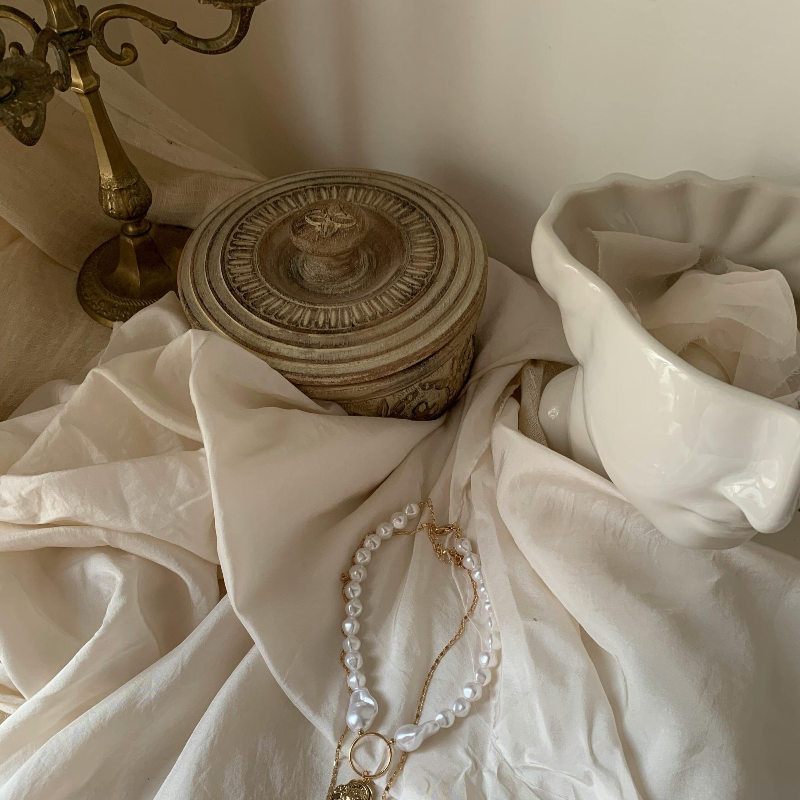 🤎 21-Diner Menu: Beige Elegance