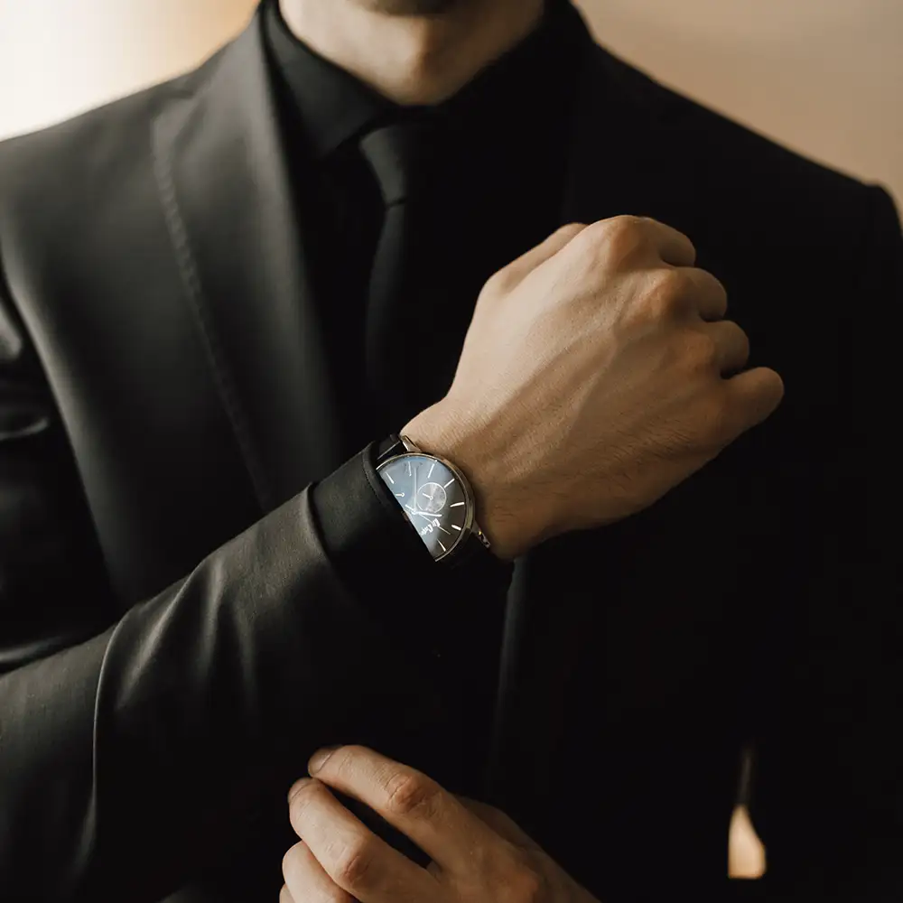 21 diner dresscode black & gold 