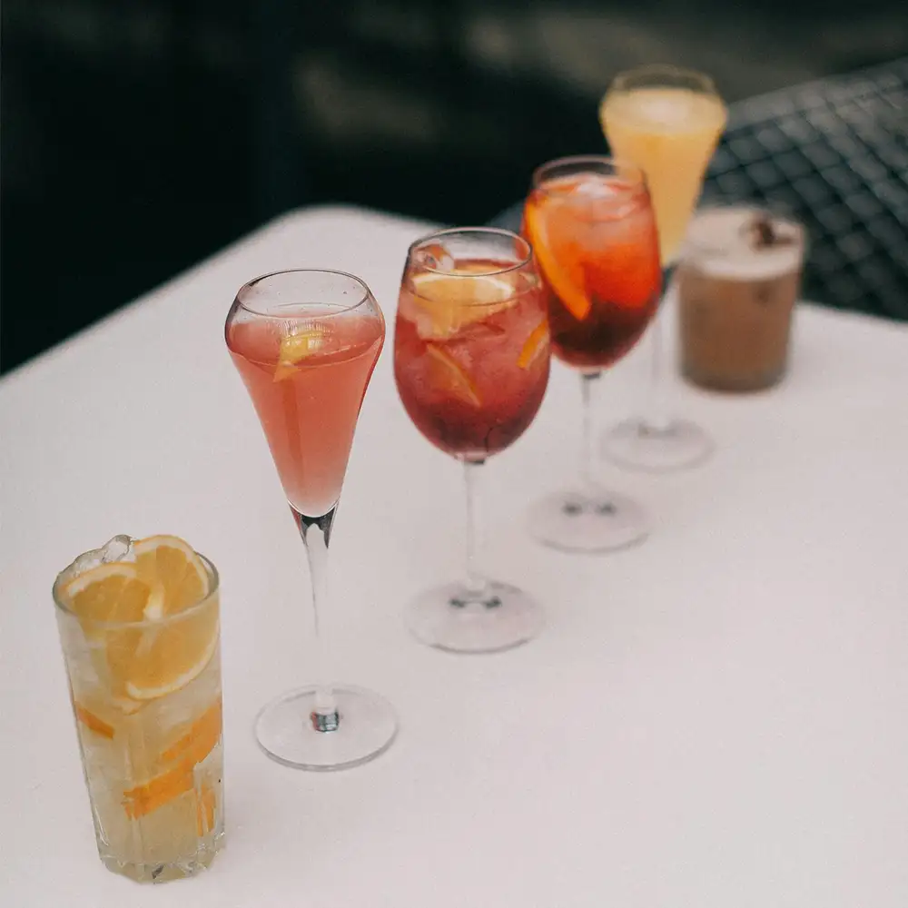 21 diner thema Noche Española