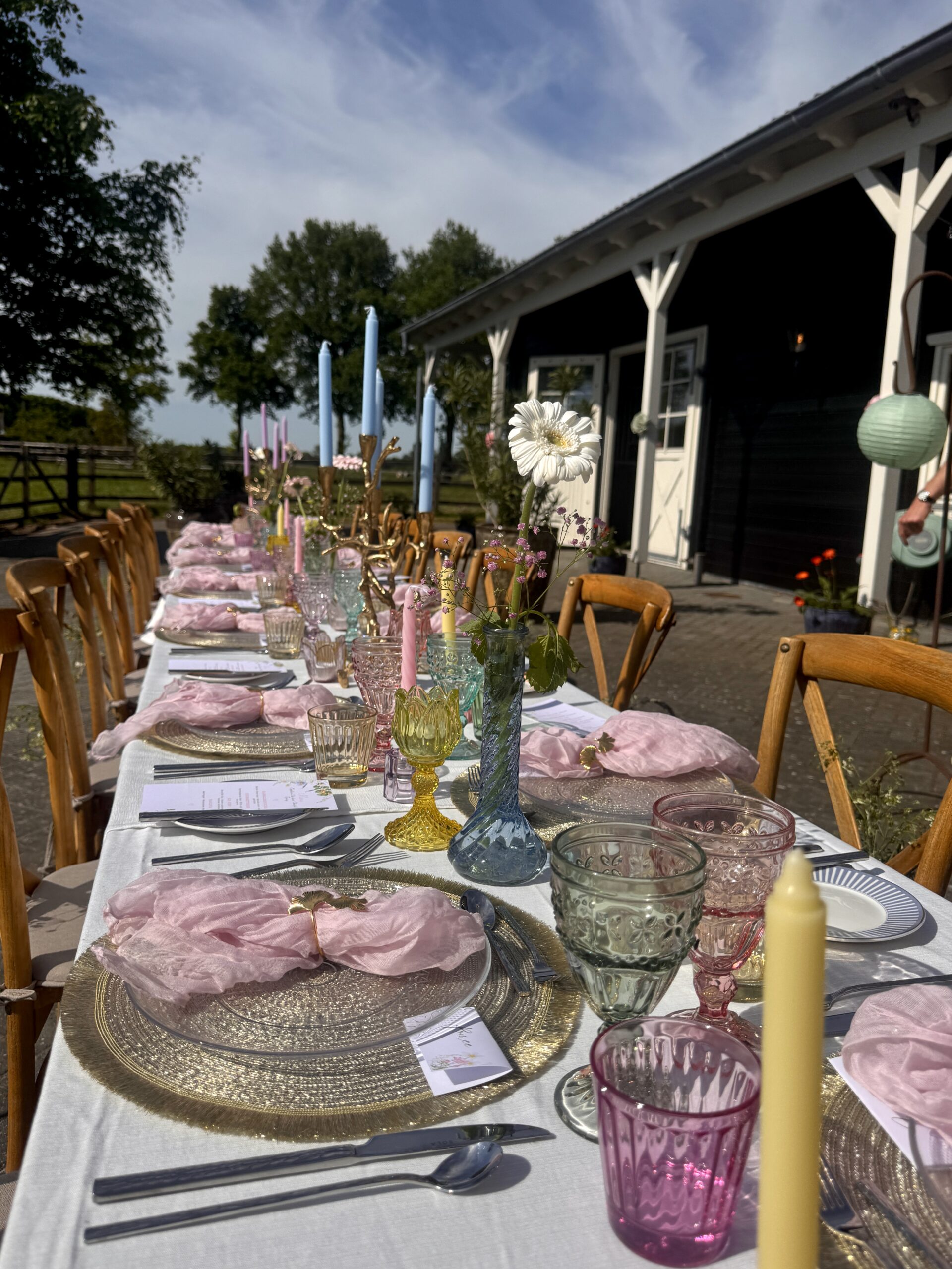 21-Diner Case Study: Colourful Spring in Wijhe,